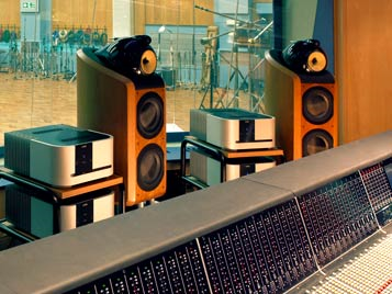 Abbey Road Studios use Hi-Fi speakers 